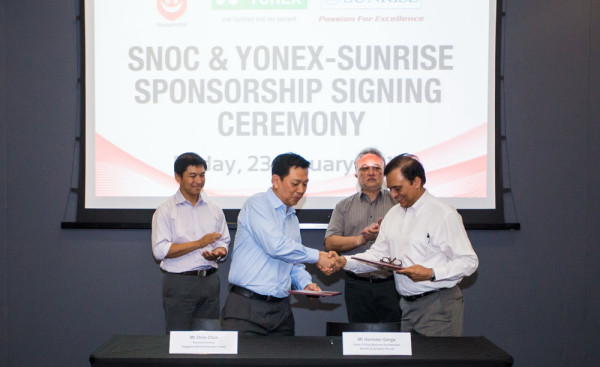 snoc-yonex-signing-2